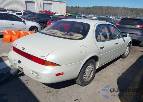 1995 Infiniti J30 from USA, damaged, VIN JNKAY21D2SM212807